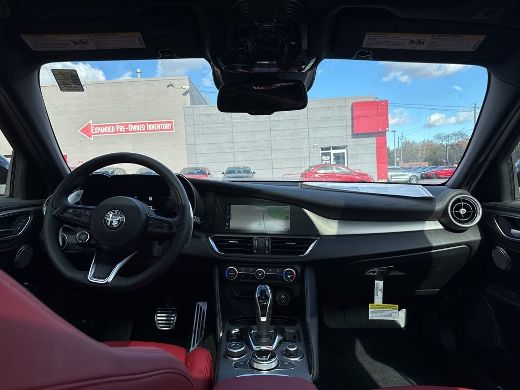 2025 Alfa Romeo Giulia Veloce AWD