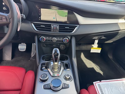2025 Alfa Romeo Giulia Veloce AWD