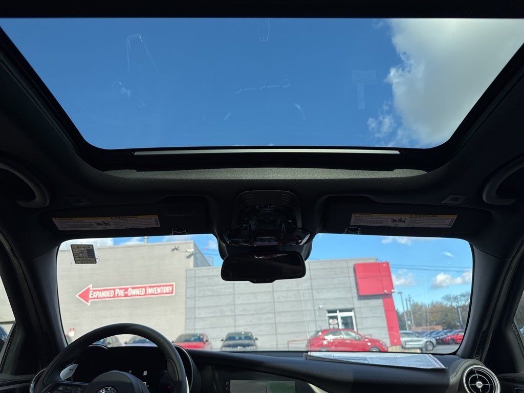 2025 Alfa Romeo Giulia Veloce AWD