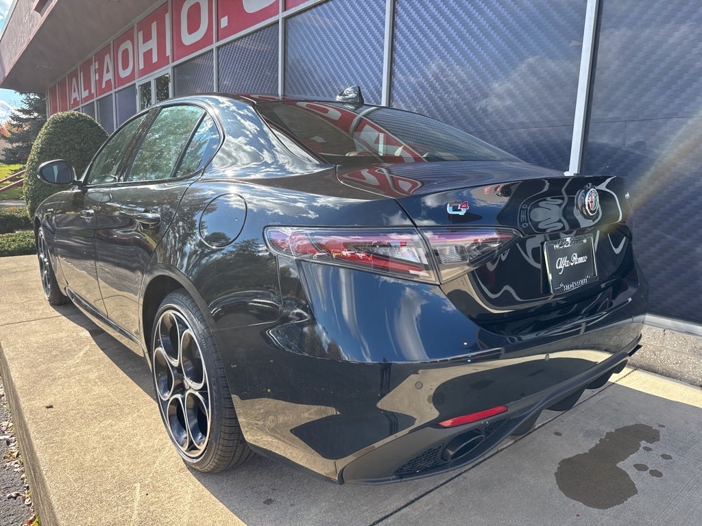2025 Alfa Romeo Giulia Veloce AWD