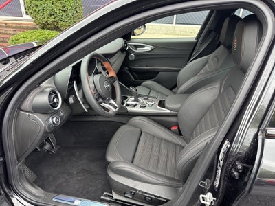 2025 Alfa Romeo Giulia Intensa AWD