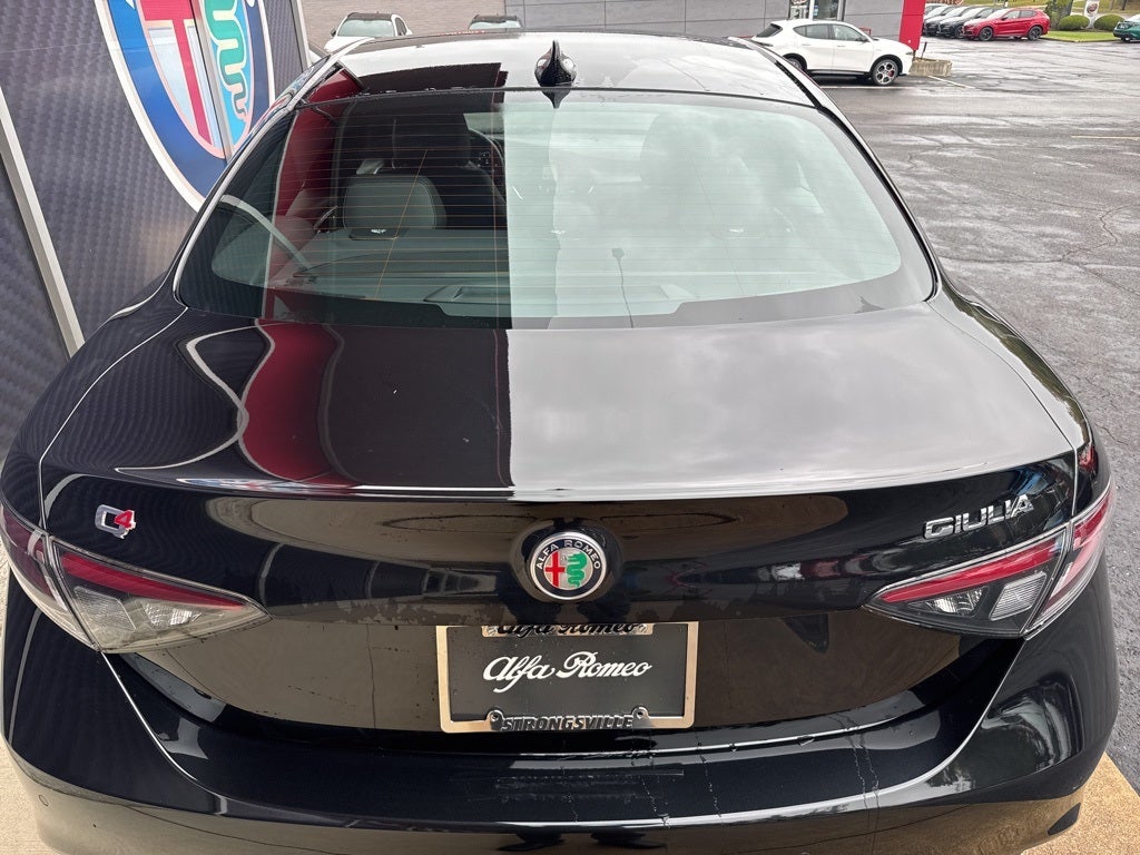 2025 Alfa Romeo Giulia Intensa AWD