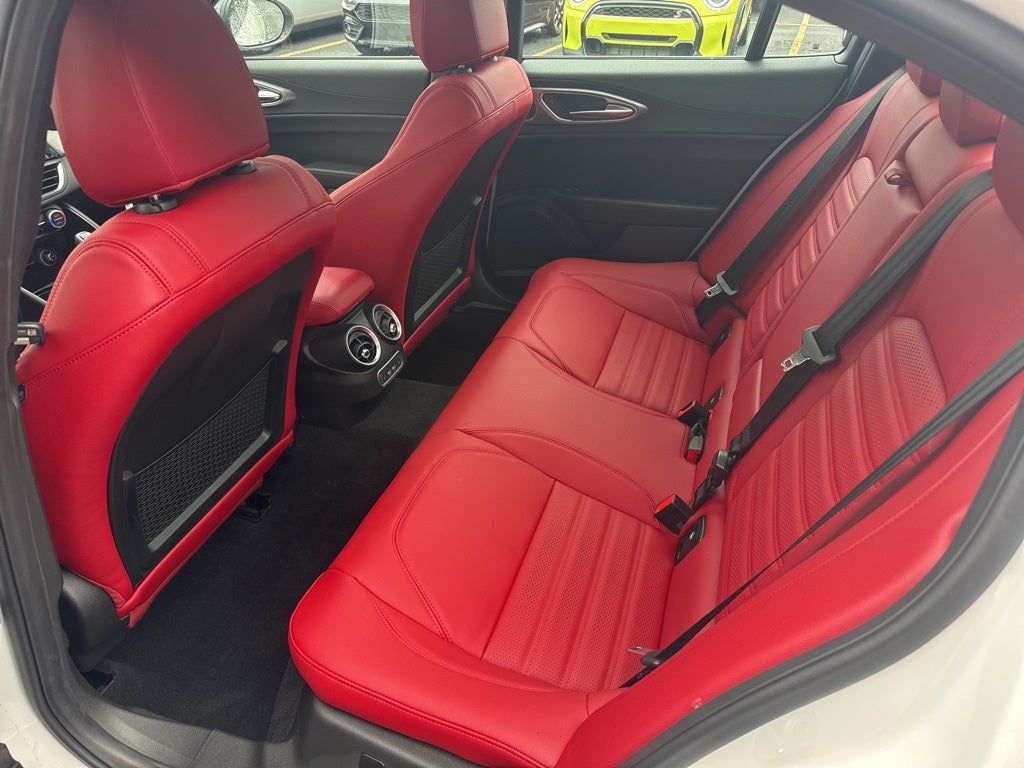 2025 Alfa Romeo Giulia Veloce AWD