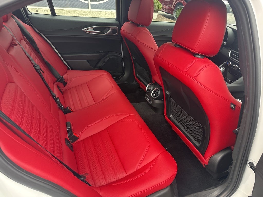 2025 Alfa Romeo Giulia Veloce AWD