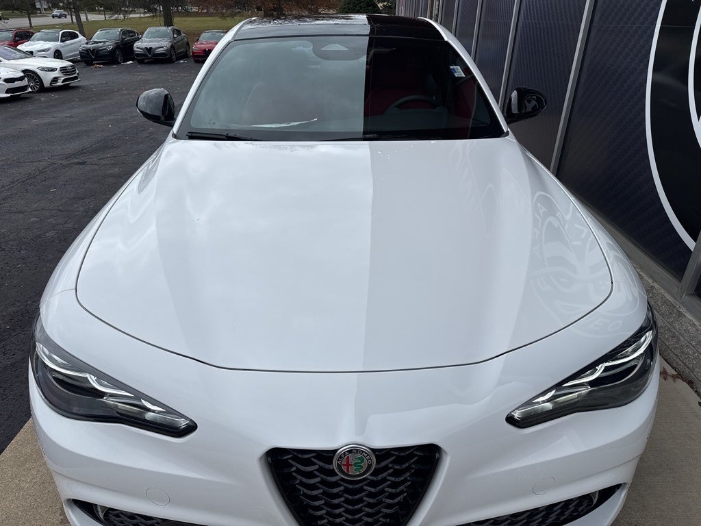 2025 Alfa Romeo Giulia Veloce AWD