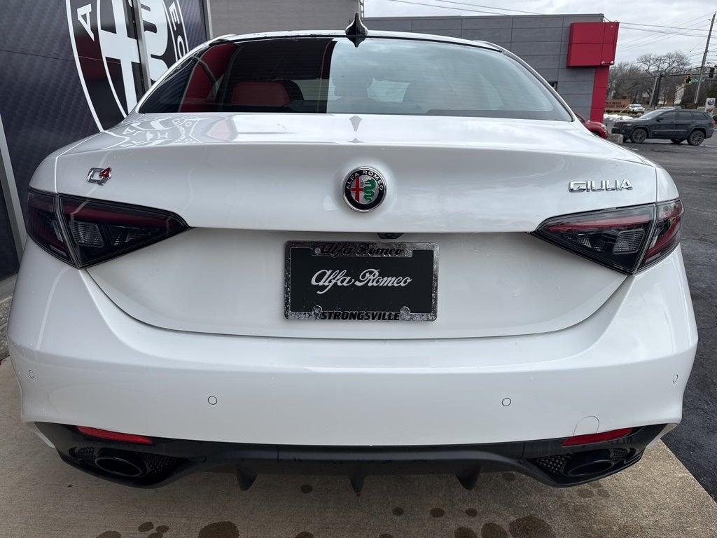 2025 Alfa Romeo Giulia Veloce AWD