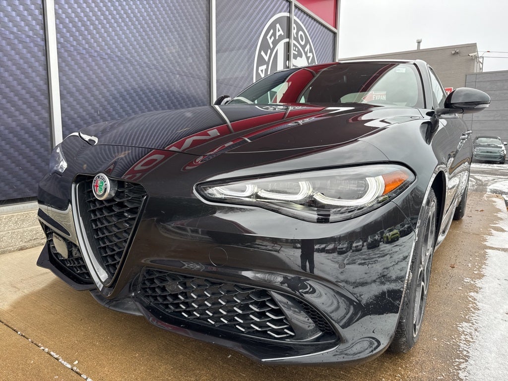 2025 Alfa Romeo Giulia AWD