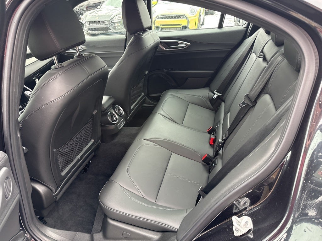 2025 Alfa Romeo Giulia AWD