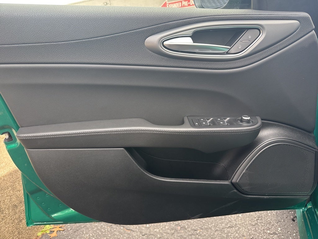 2025 Alfa Romeo Giulia AWD