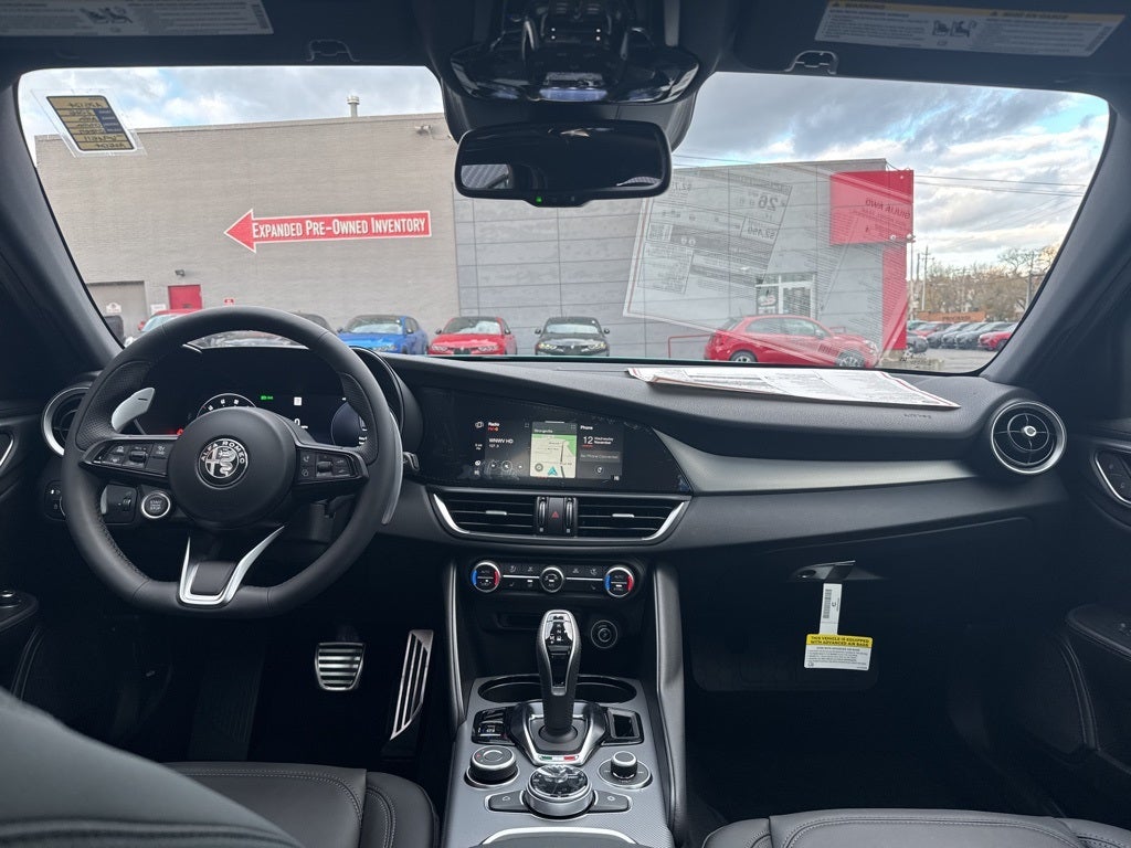 2025 Alfa Romeo Giulia AWD