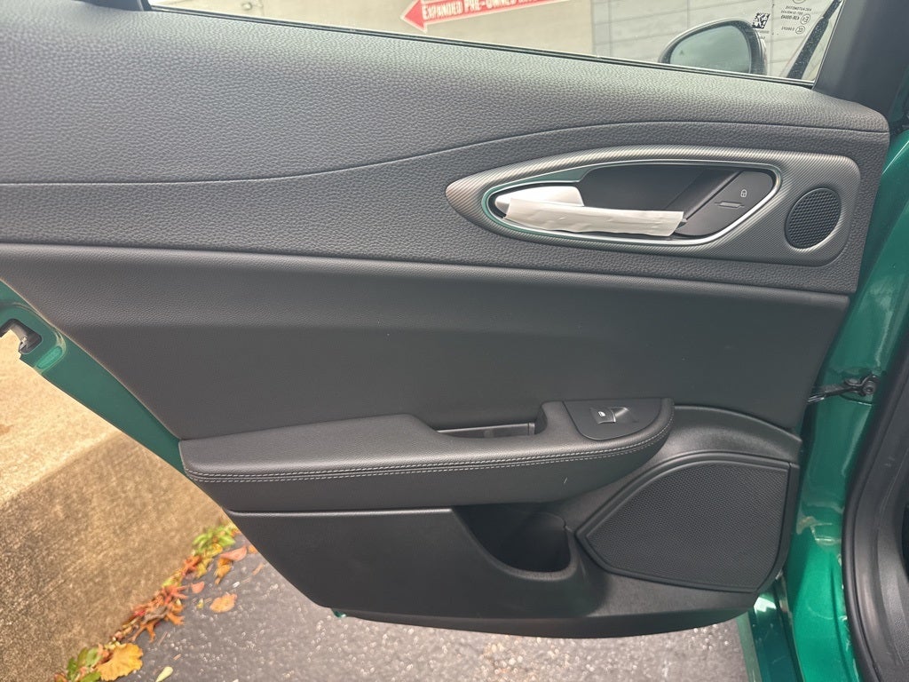 2025 Alfa Romeo Giulia AWD