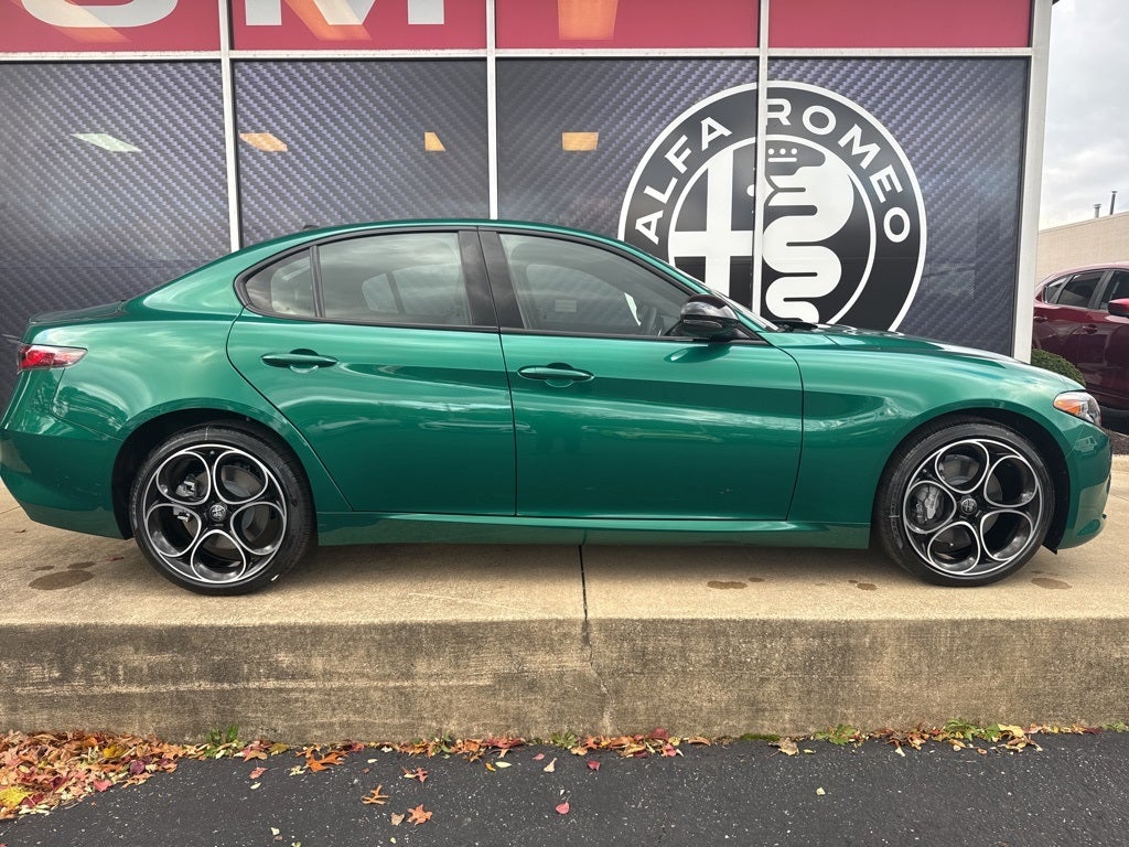 2025 Alfa Romeo Giulia AWD