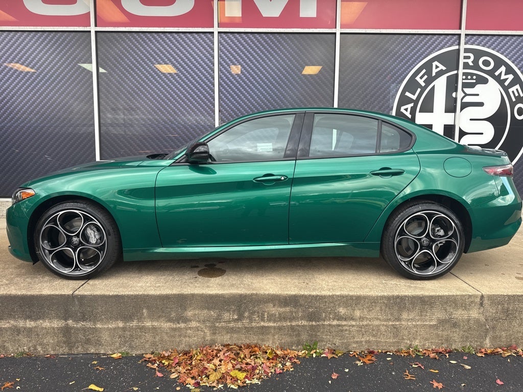 2025 Alfa Romeo Giulia AWD
