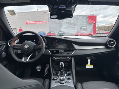 2025 Alfa Romeo Giulia Intensa AWD