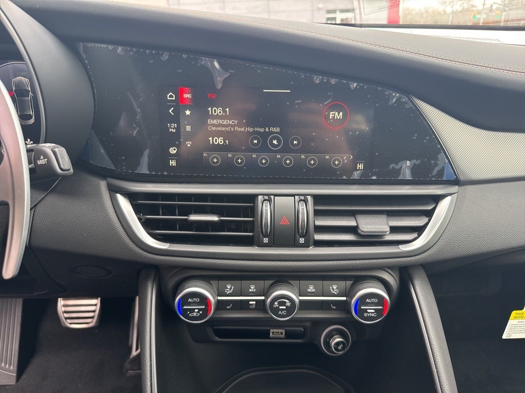 2025 Alfa Romeo Giulia Intensa AWD