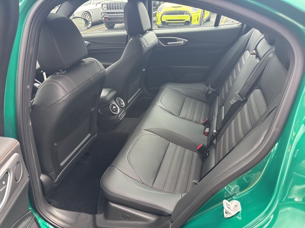 2025 Alfa Romeo Giulia Intensa AWD