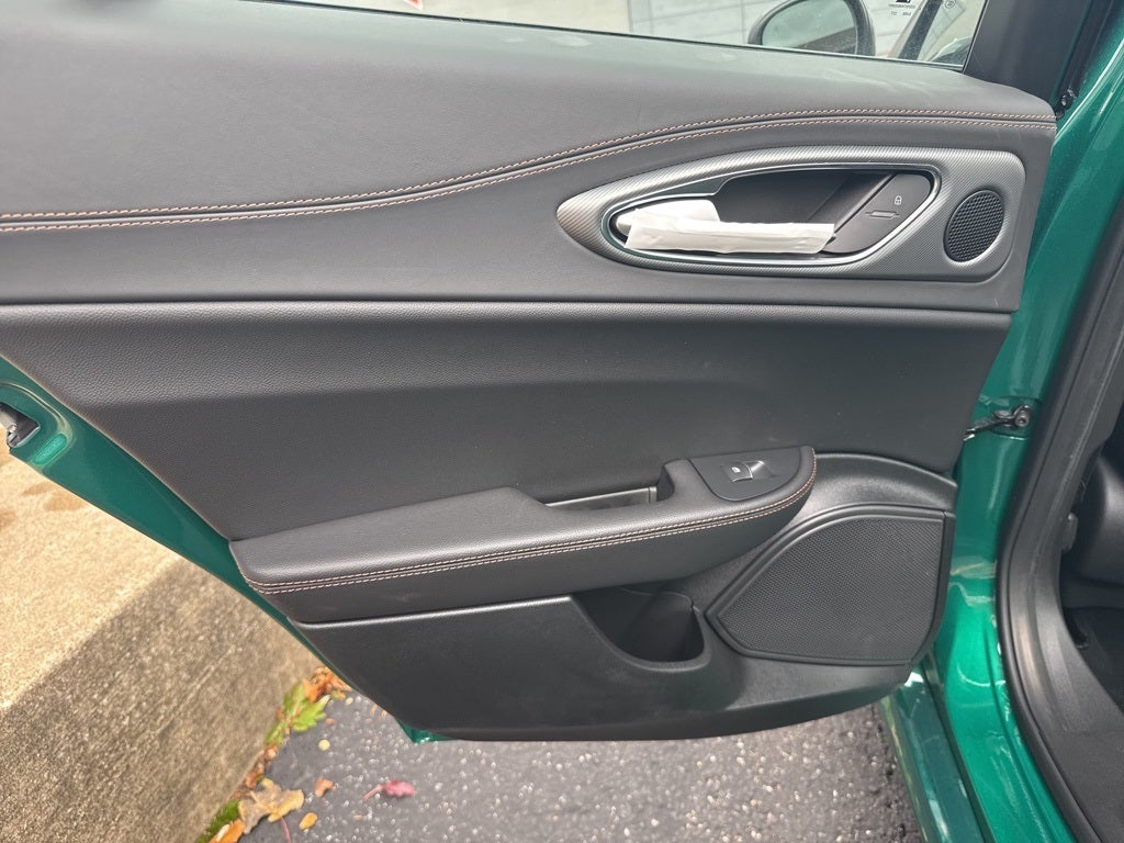 2025 Alfa Romeo Giulia Intensa AWD