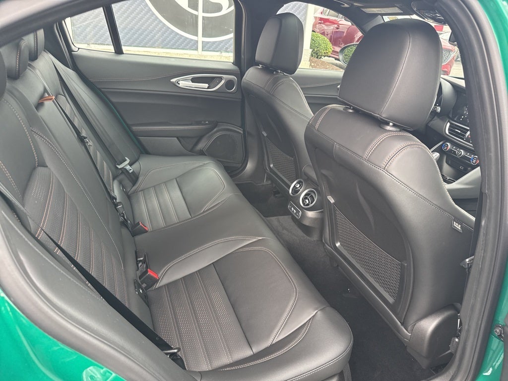 2025 Alfa Romeo Giulia Intensa AWD