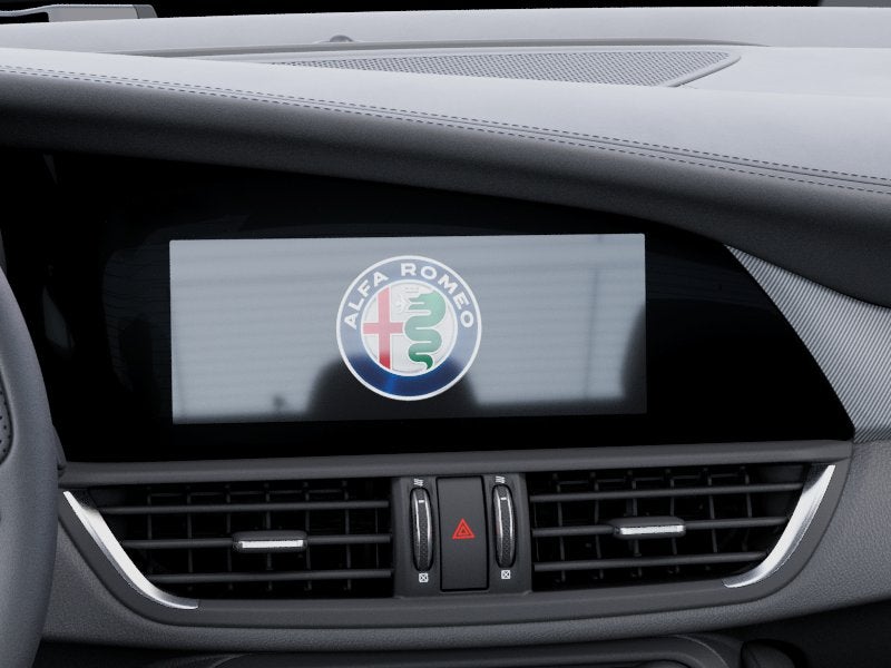 2026 Alfa Romeo Giulia Base