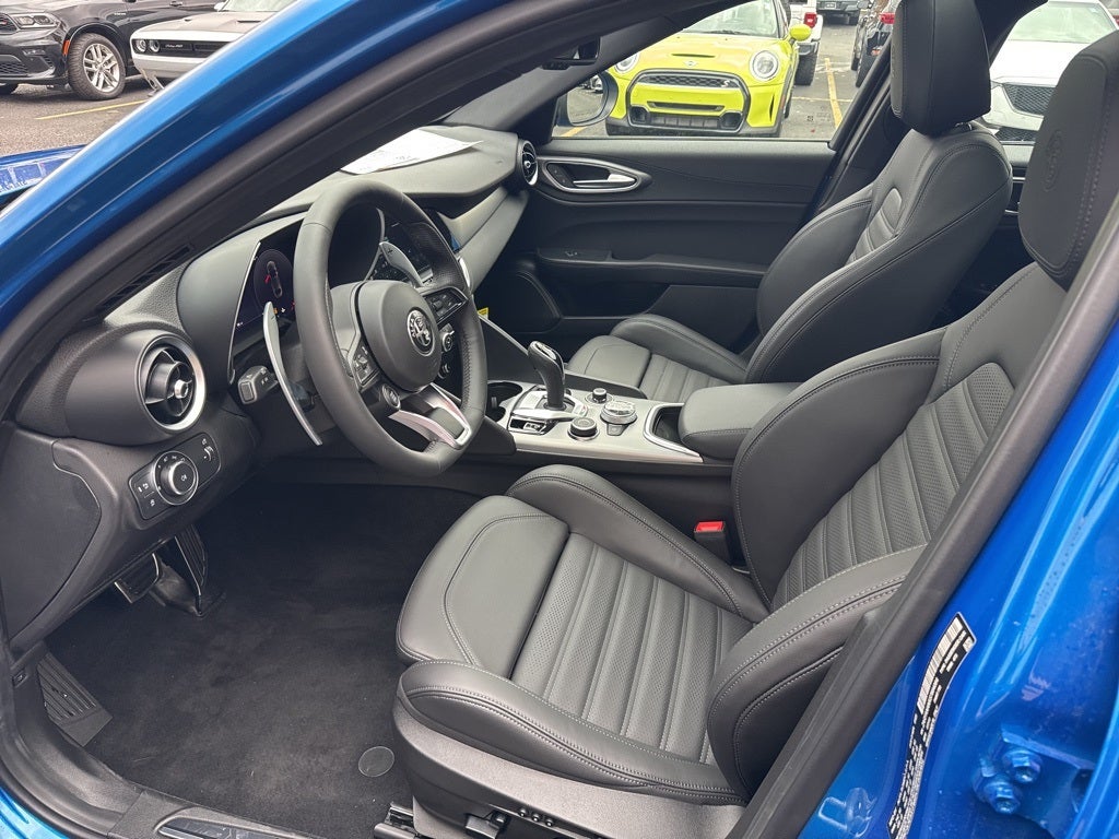 2025 Alfa Romeo Giulia Veloce AWD