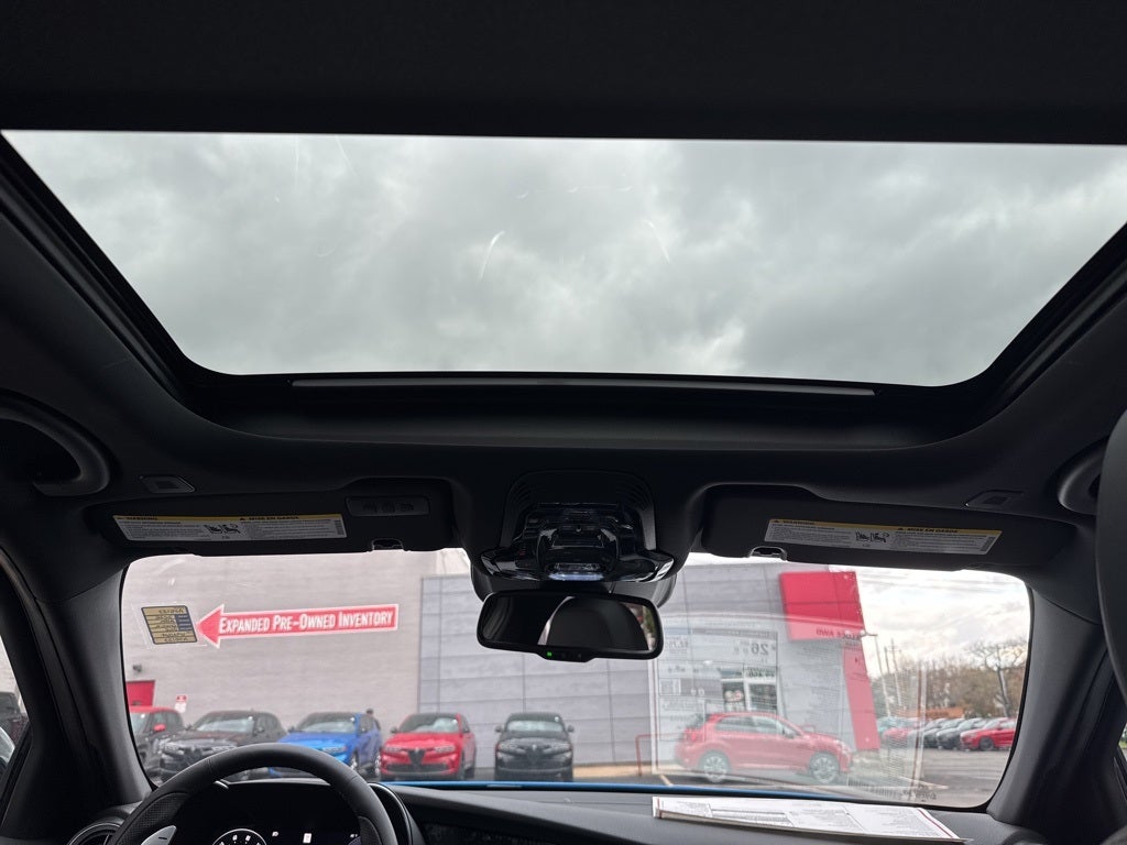 2025 Alfa Romeo Giulia Veloce AWD