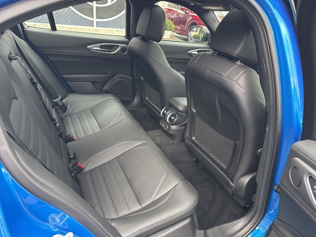 2025 Alfa Romeo Giulia Veloce AWD