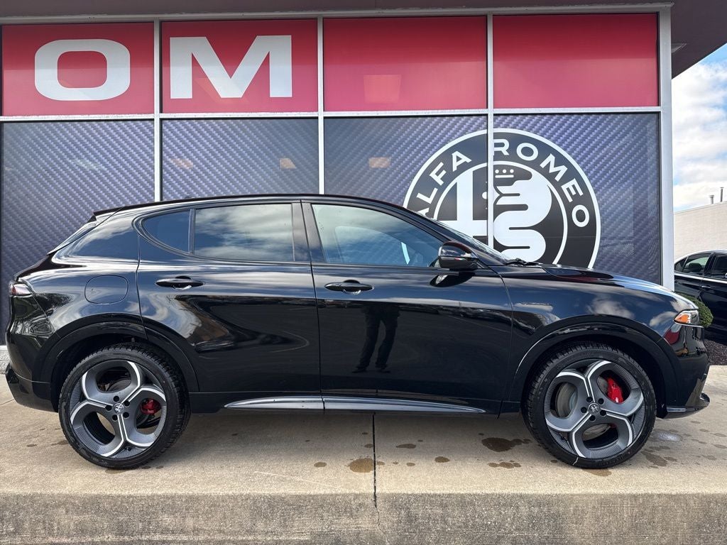 2026 Alfa Romeo Tonale Veloce AWD