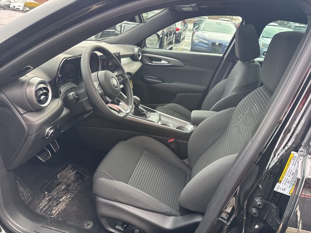 2026 Alfa Romeo Tonale Base