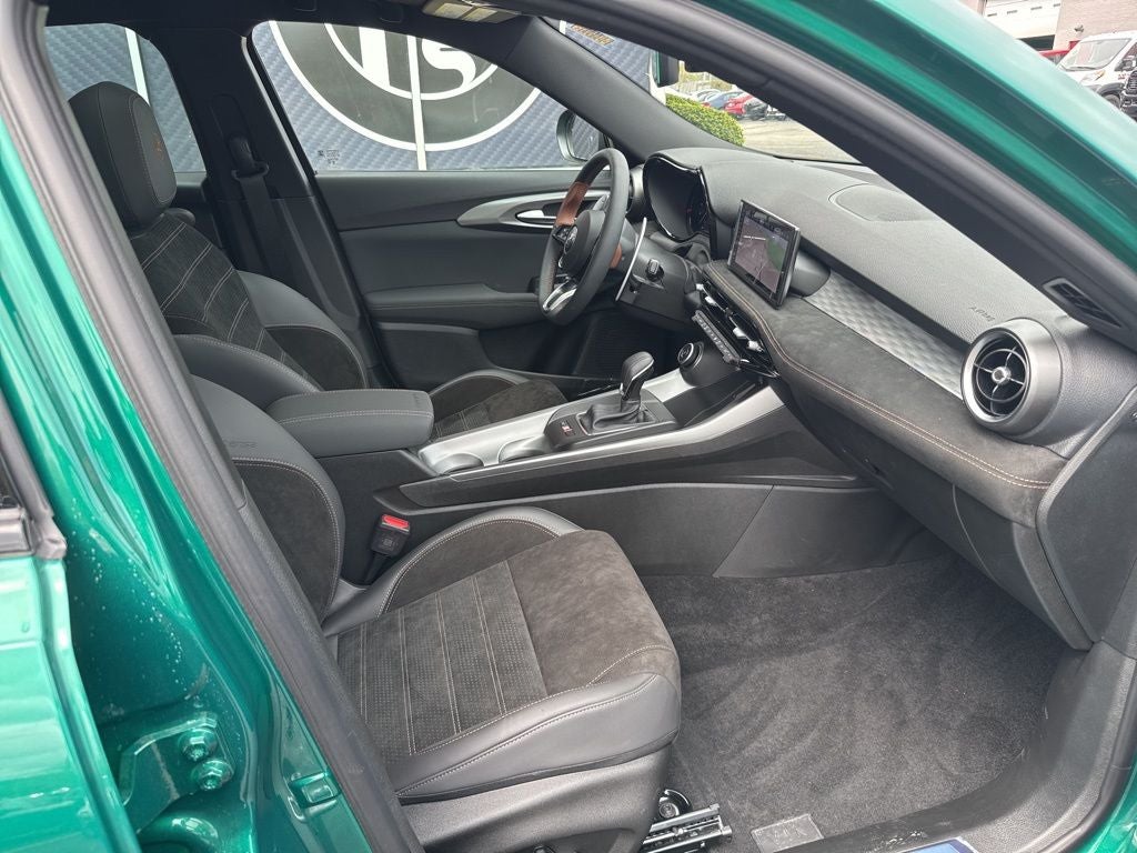 2025 Alfa Romeo Tonale Intensa AWD