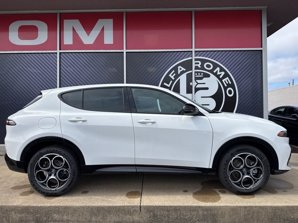 2026 Alfa Romeo Tonale Sprint AWD