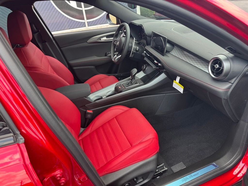 2026 Alfa Romeo Tonale Veloce AWD