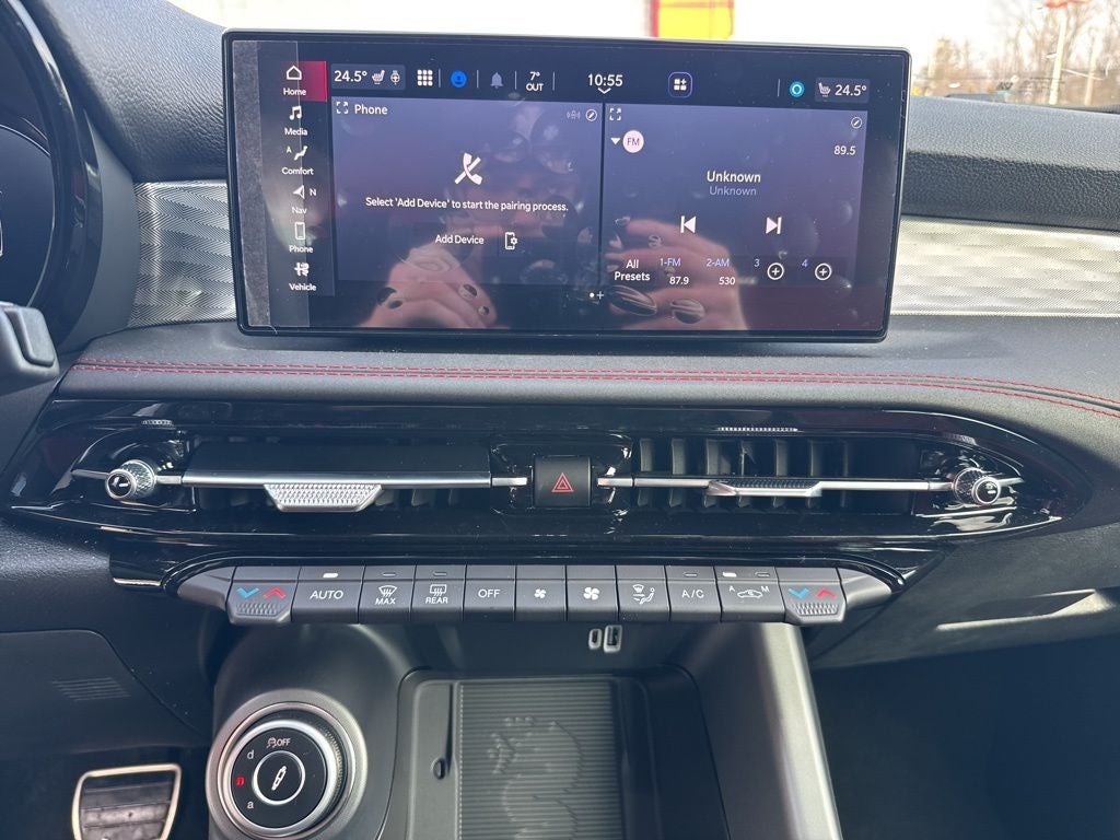 2026 Alfa Romeo Tonale Base