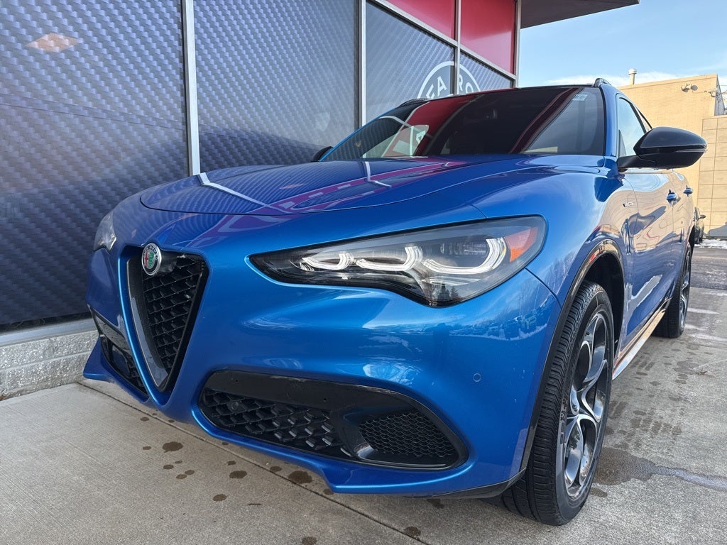 2025 Alfa Romeo Stelvio Veloce AWD