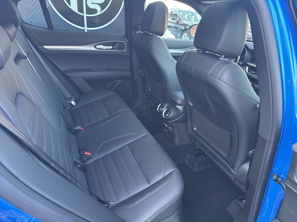 2025 Alfa Romeo Stelvio Veloce AWD