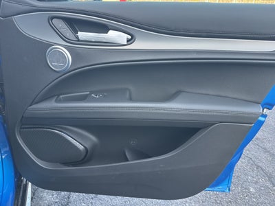 2025 Alfa Romeo Stelvio Veloce AWD