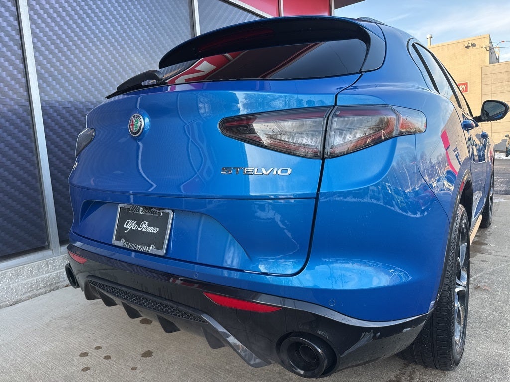 2025 Alfa Romeo Stelvio Veloce AWD