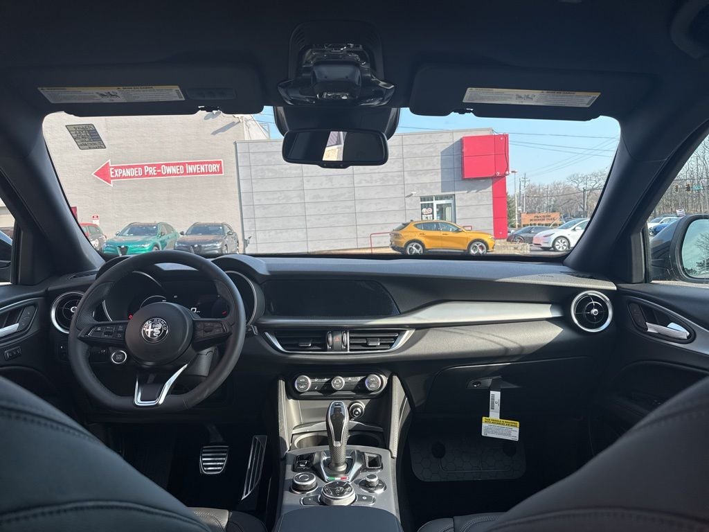 2026 Alfa Romeo Stelvio Sprint AWD