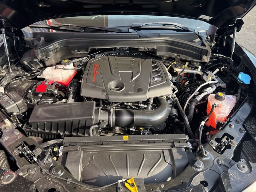 2026 Alfa Romeo Stelvio Sprint AWD