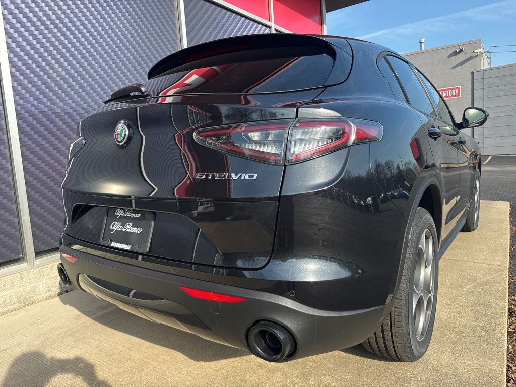 2026 Alfa Romeo Stelvio Sprint AWD