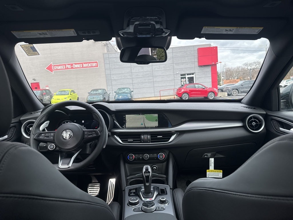 2025 Alfa Romeo Stelvio Veloce AWD