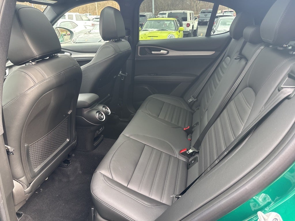 2025 Alfa Romeo Stelvio Veloce AWD