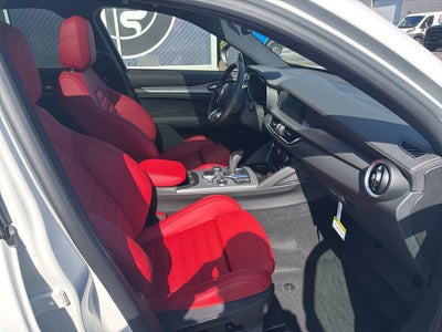 2026 Alfa Romeo Stelvio Sprint AWD