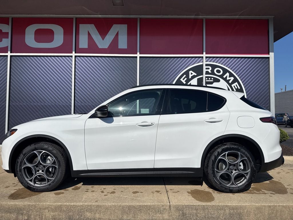 2026 Alfa Romeo Stelvio Sprint AWD