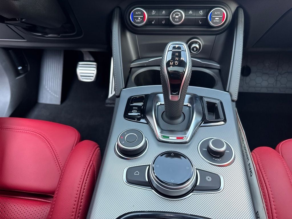 2026 Alfa Romeo Stelvio Sprint AWD