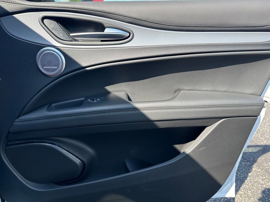 2026 Alfa Romeo Stelvio Sprint AWD