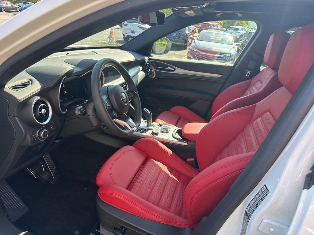 2026 Alfa Romeo Stelvio Sprint AWD