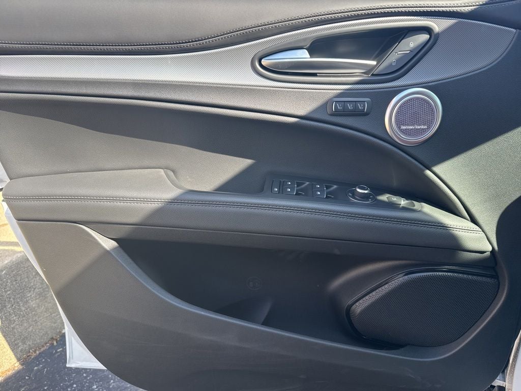 2026 Alfa Romeo Stelvio Sprint AWD