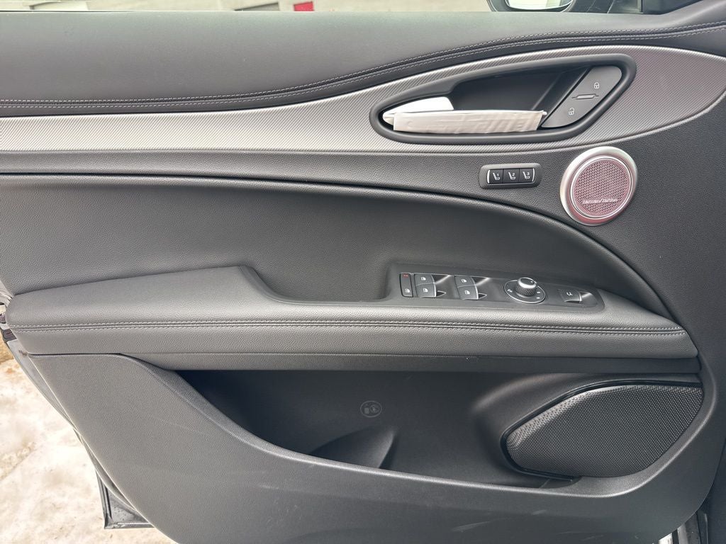 2026 Alfa Romeo Stelvio Sprint AWD