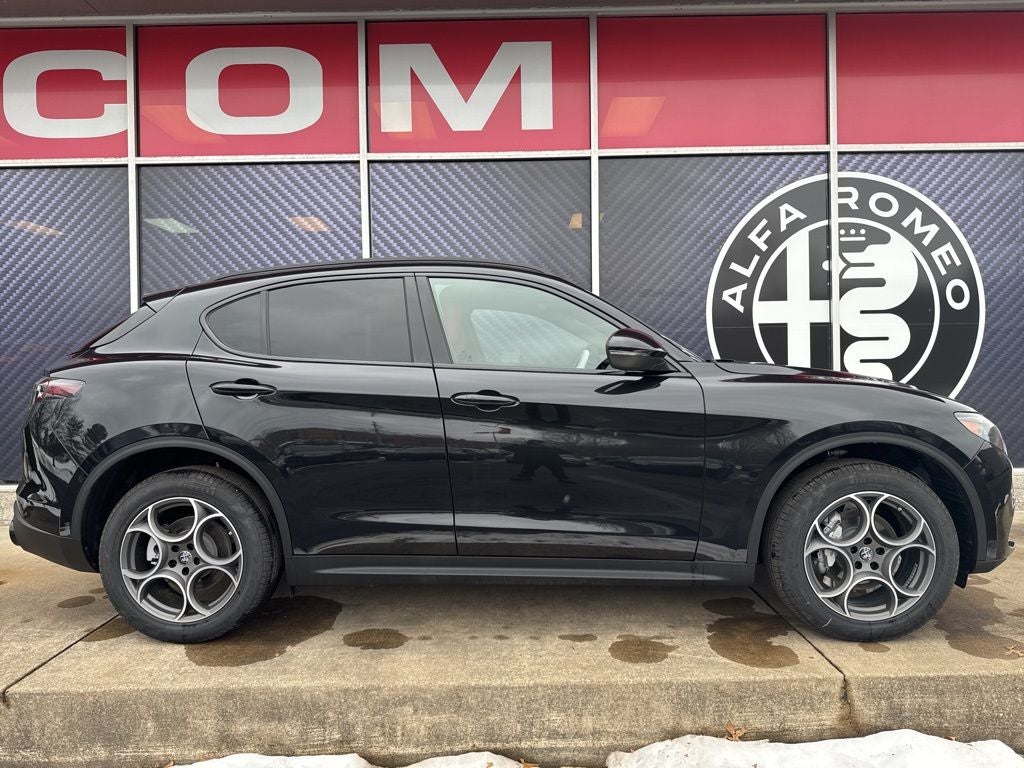 2026 Alfa Romeo Stelvio Sprint AWD
