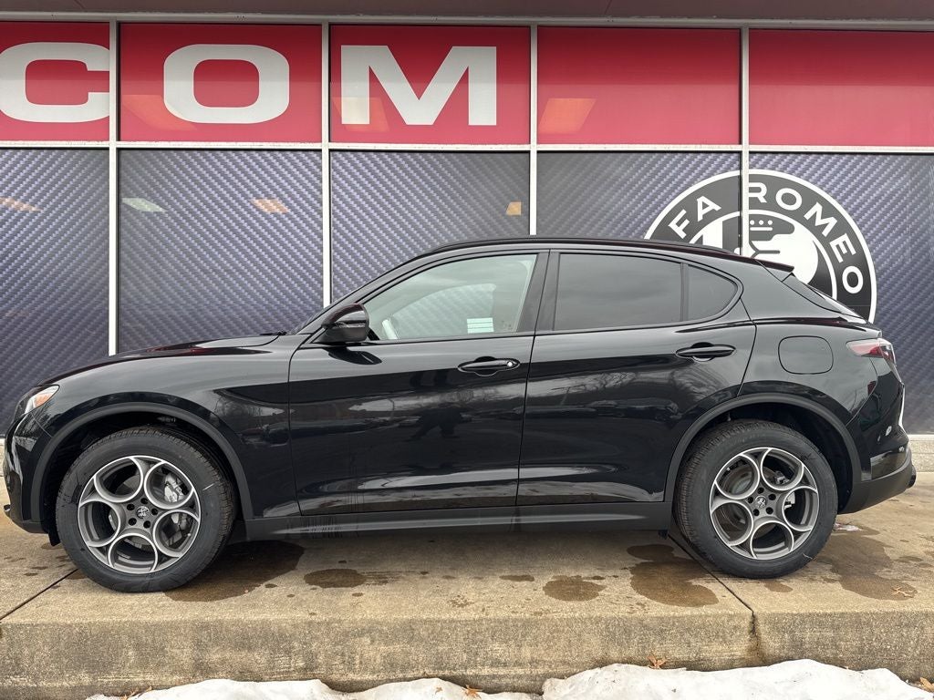 2026 Alfa Romeo Stelvio Sprint AWD